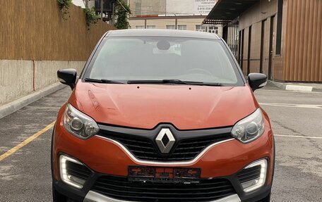 Renault Kaptur I рестайлинг, 2017 год, 1 310 000 рублей, 2 фотография