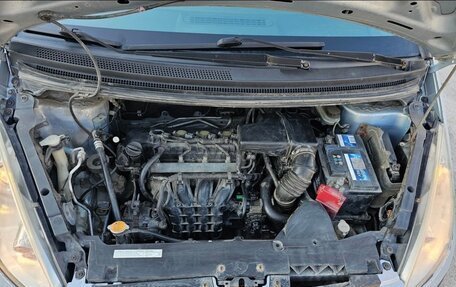 Mitsubishi Colt VI рестайлинг, 2005 год, 380 000 рублей, 10 фотография