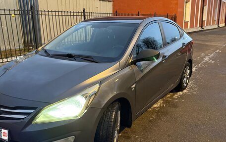 Hyundai Solaris II рестайлинг, 2015 год, 865 000 рублей, 14 фотография