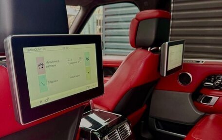 Land Rover Range Rover IV рестайлинг, 2018 год, 5 990 000 рублей, 3 фотография