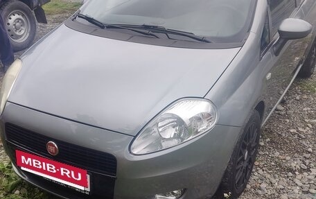 Fiat Punto III Punto Evo рестайлинг, 2010 год, 400 000 рублей, 4 фотография