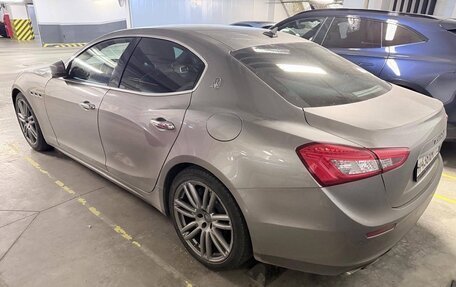 Maserati Ghibli, 2017 год, 3 900 000 рублей, 4 фотография