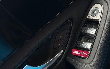 Mercedes-Benz C-Класс, 2018 год, 2 500 000 рублей, 19 фотография