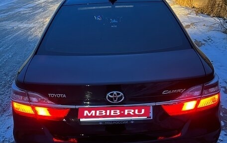 Toyota Camry, 2016 год, 2 350 000 рублей, 3 фотография