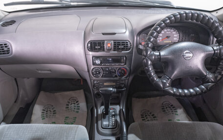 Nissan Sunny B15, 2003 год, 329 000 рублей, 10 фотография