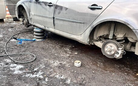 Renault Laguna II, 2006 год, 400 000 рублей, 11 фотография