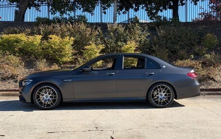 Mercedes-Benz E-Класс AMG, 2023 год, 17 639 612 рублей, 8 фотография