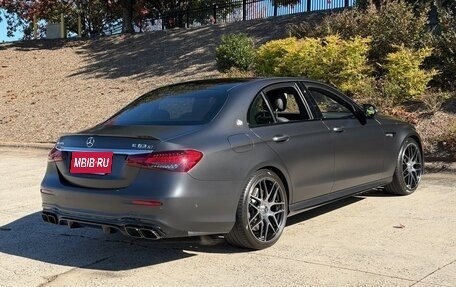Mercedes-Benz E-Класс AMG, 2023 год, 17 639 612 рублей, 5 фотография