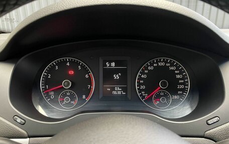 Volkswagen Jetta VI, 2011 год, 897 000 рублей, 3 фотография