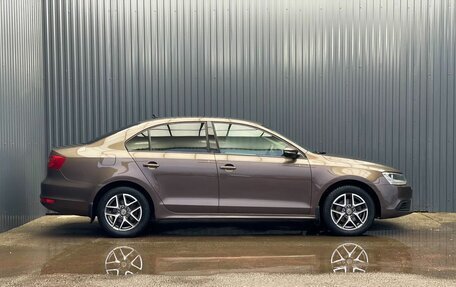Volkswagen Jetta VI, 2011 год, 897 000 рублей, 25 фотография