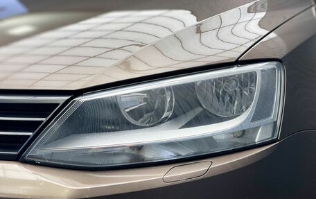 Volkswagen Jetta VI, 2011 год, 897 000 рублей, 24 фотография