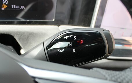 Volkswagen Tiguan, 2025 год, 5 190 000 рублей, 22 фотография