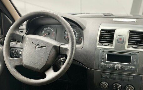 ЛуАЗ Patriot, 2012 год, 710 000 рублей, 11 фотография