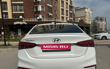 Hyundai Accent IV, 2020 год, 1 370 000 рублей, 4 фотография