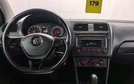 Volkswagen Polo VI (EU Market), 2016 год, 810 000 рублей, 11 фотография