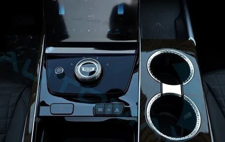 Cadillac Escalade V, 2025 год, 18 490 032 рублей, 15 фотография