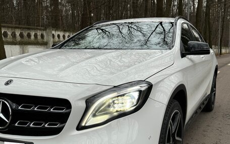 Mercedes-Benz GLA, 2018 год, 2 750 000 рублей, 12 фотография