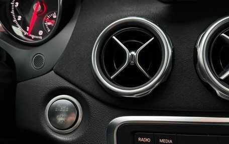 Mercedes-Benz GLA, 2018 год, 2 750 000 рублей, 22 фотография