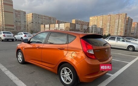 Hyundai Solaris II рестайлинг, 2014 год, 1 200 000 рублей, 2 фотография