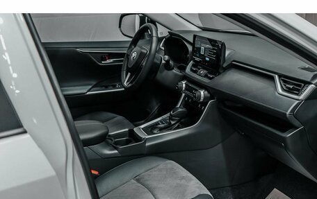 Toyota RAV4, 2025 год, 4 850 000 рублей, 16 фотография