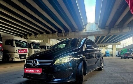 Mercedes-Benz B-Класс, 2016 год, 2 000 000 рублей, 3 фотография