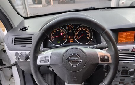 Opel Astra H, 2013 год, 800 000 рублей, 8 фотография