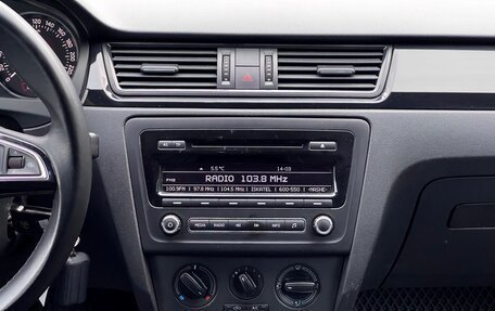 Skoda Rapid I, 2015 год, 799 000 рублей, 22 фотография