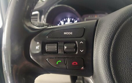 KIA Carnival III, 2017 год, 2 399 000 рублей, 9 фотография