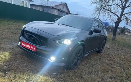 Infiniti FX II, 2013 год, 1 900 000 рублей, 1 фотография