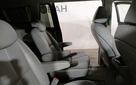 KIA Carnival III, 2017 год, 2 399 000 рублей, 29 фотография