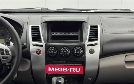 Mitsubishi Pajero Sport II рестайлинг, 2011 год, 1 650 000 рублей, 12 фотография