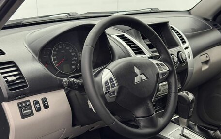 Mitsubishi Pajero Sport II рестайлинг, 2011 год, 1 650 000 рублей, 16 фотография