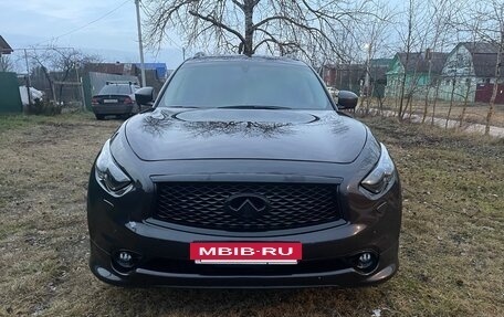 Infiniti FX II, 2013 год, 1 900 000 рублей, 2 фотография