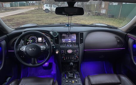 Infiniti FX II, 2013 год, 1 900 000 рублей, 9 фотография