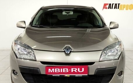 Renault Megane III, 2011 год, 780 000 рублей, 2 фотография