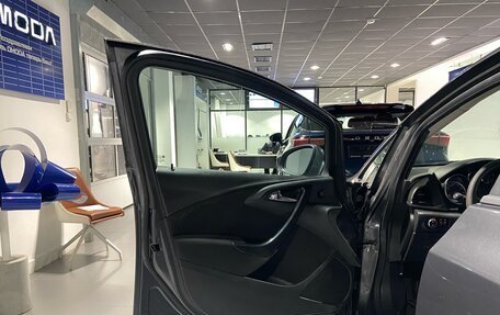 Opel Astra J, 2011 год, 650 000 рублей, 14 фотография