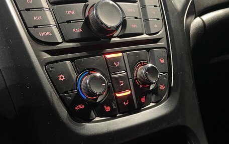 Opel Astra J, 2011 год, 650 000 рублей, 22 фотография