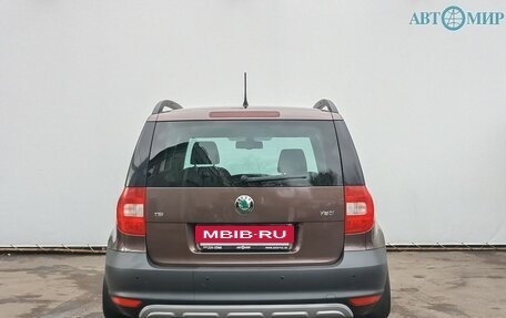 Skoda Yeti I рестайлинг, 2013 год, 1 069 000 рублей, 6 фотография