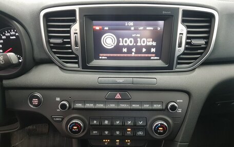 KIA Sportage IV рестайлинг, 2018 год, 2 099 000 рублей, 14 фотография