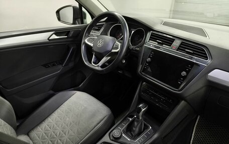 Volkswagen Tiguan II, 2021 год, 3 063 000 рублей, 11 фотография