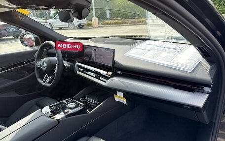 BMW 5 серия, 2025 год, 10 482 872 рублей, 14 фотография