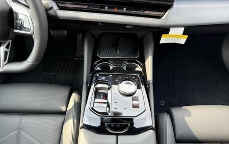 BMW 5 серия, 2025 год, 10 482 872 рублей, 29 фотография