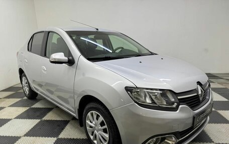 Renault Logan II, 2016 год, 826 000 рублей, 3 фотография