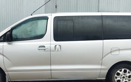 Hyundai Grand Starex Grand Starex I рестайлинг 2, 2011 год, 1 200 000 рублей, 3 фотография