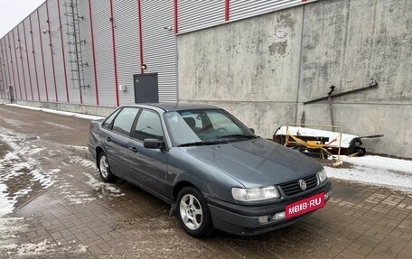 Volkswagen Passat B4, 1995 год, 135 000 рублей, 3 фотография