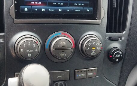 Hyundai Grand Starex Grand Starex I рестайлинг 2, 2011 год, 1 200 000 рублей, 12 фотография