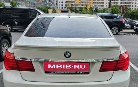 BMW 7 серия, 2009 год, 2 400 000 рублей, 3 фотография
