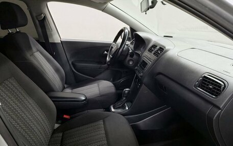 Volkswagen Polo VI (EU Market), 2015 год, 1 138 000 рублей, 10 фотография