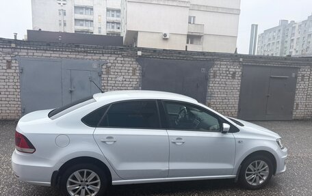 Volkswagen Polo VI (EU Market), 2015 год, 1 150 000 рублей, 4 фотография