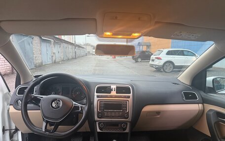 Volkswagen Polo VI (EU Market), 2015 год, 1 150 000 рублей, 11 фотография